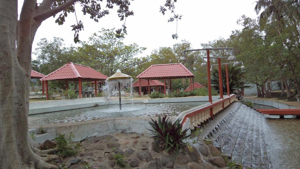 Kishkinda Heritage Resort Hampi Exterior photo