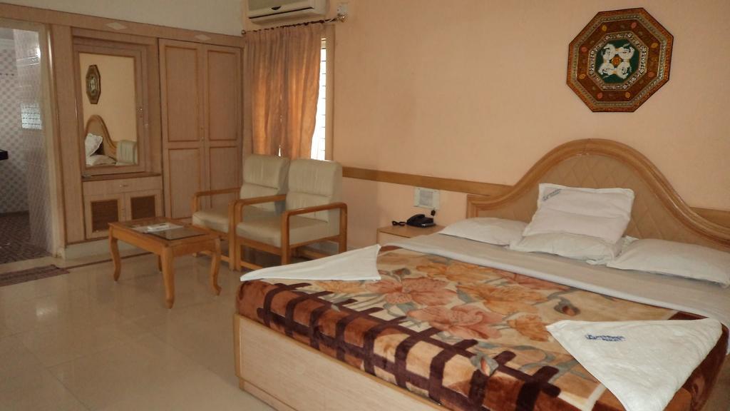 Kishkinda Heritage Resort Hampi Room photo