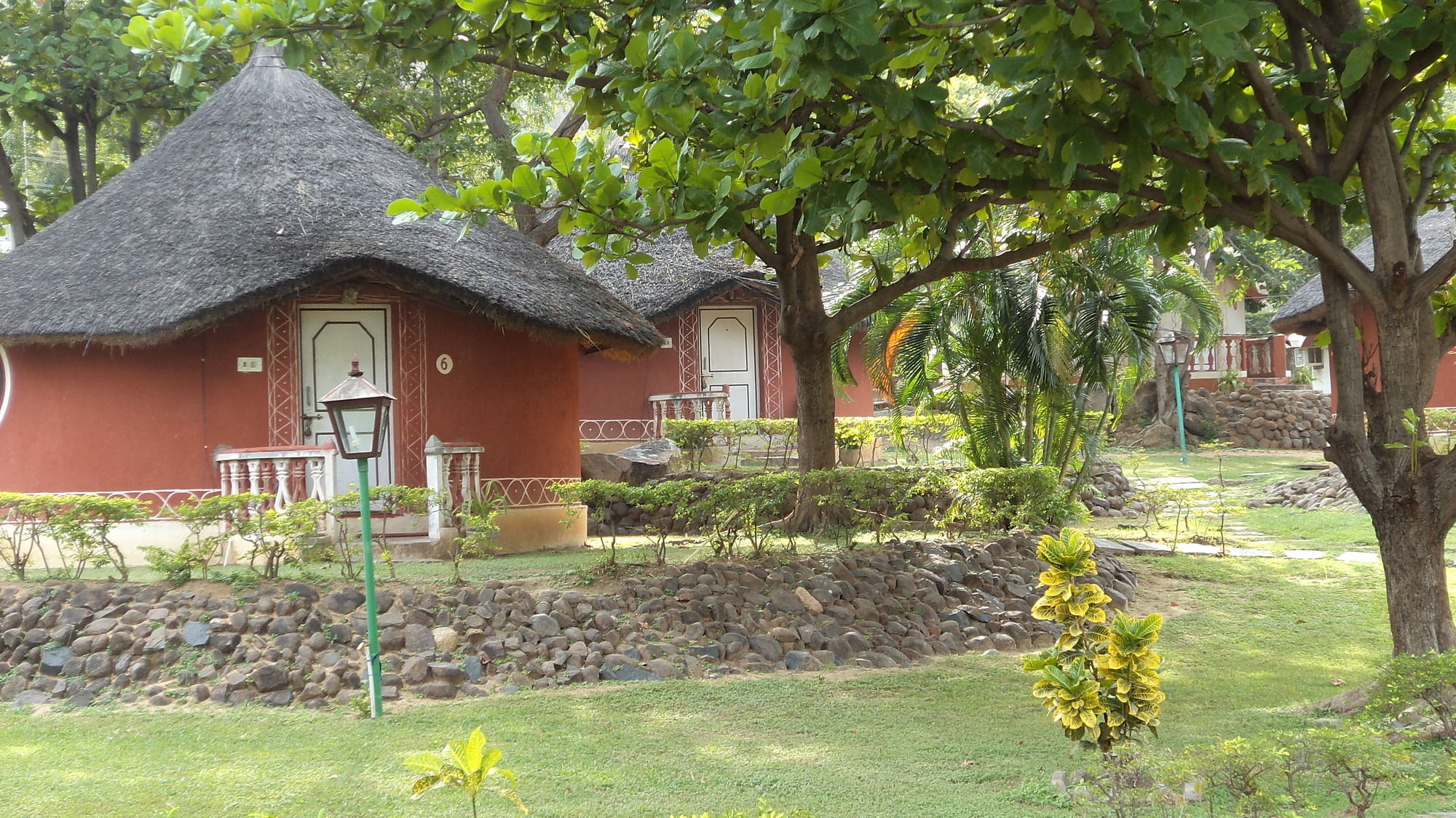 Kishkinda Heritage Resort Hampi Exterior photo
