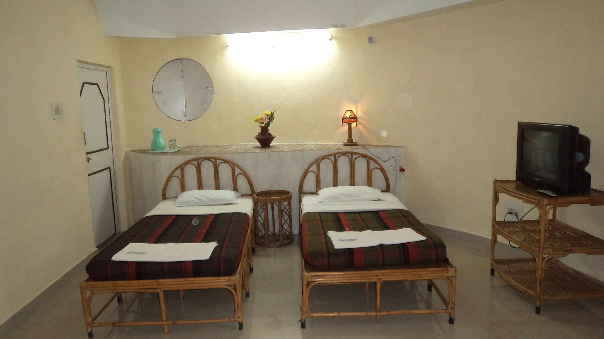 Kishkinda Heritage Resort Hampi Exterior photo