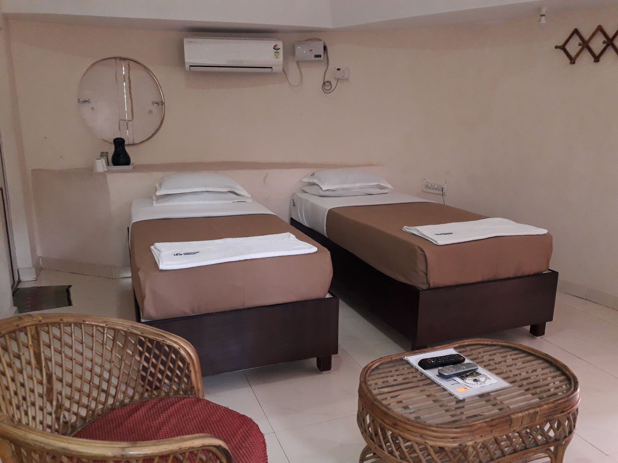 Kishkinda Heritage Resort Hampi Exterior photo